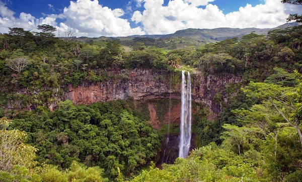 PARQUE NACIONAL DE BLACK RlVER GORGES